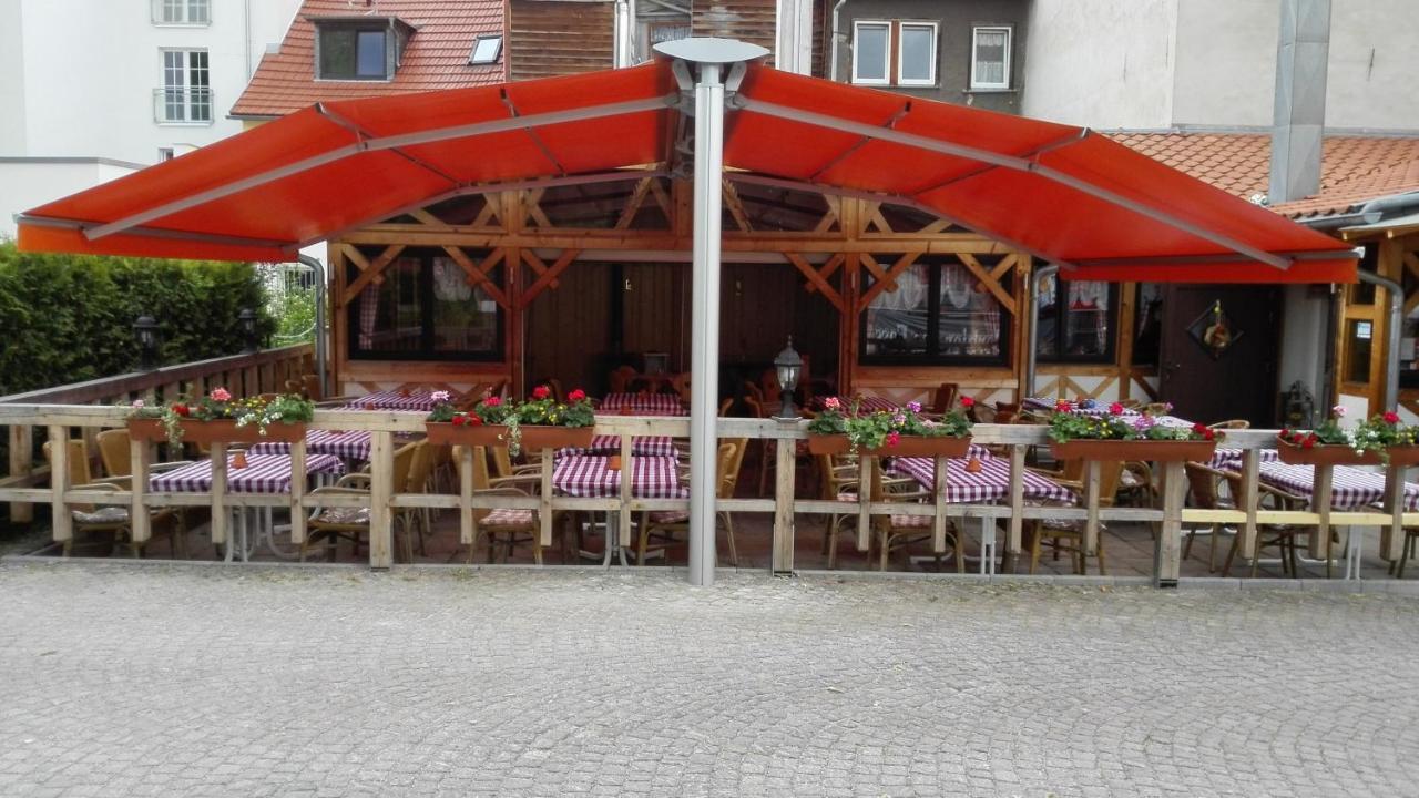 Suedtiroler Stubn Cafe Und Restaurant Apartment อาร์นชตัดท์ ภายนอก รูปภาพ